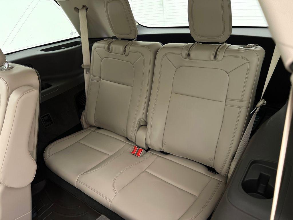 used 2022 Lincoln Aviator car, priced at $40,995