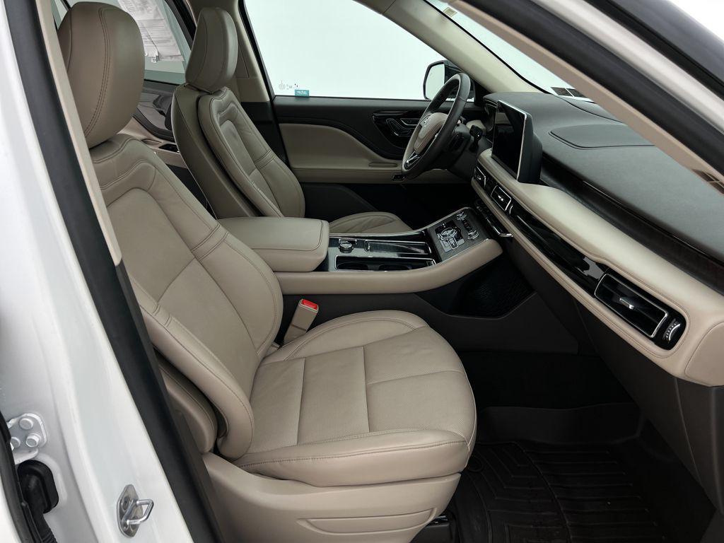 used 2022 Lincoln Aviator car, priced at $40,995