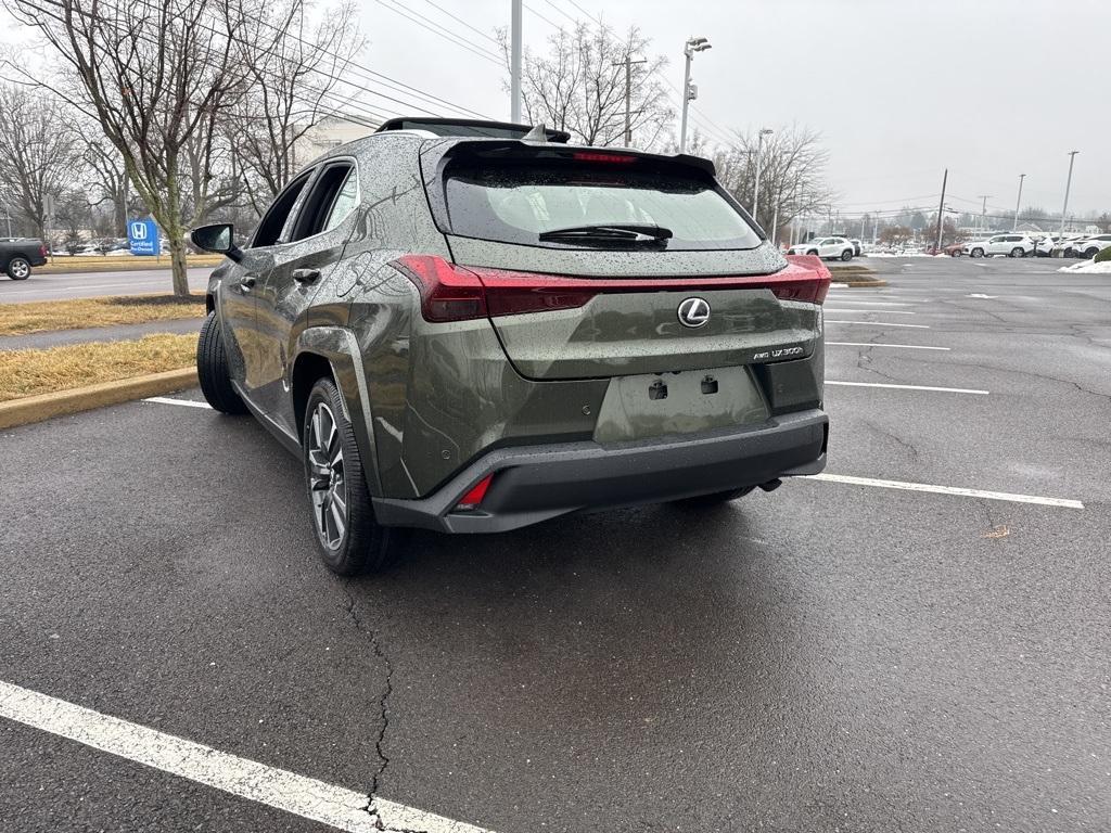 new 2025 Lexus UX 300h car, priced at $43,414