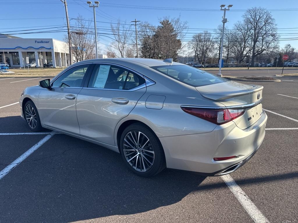 used 2022 Lexus ES 350 car, priced at $38,995