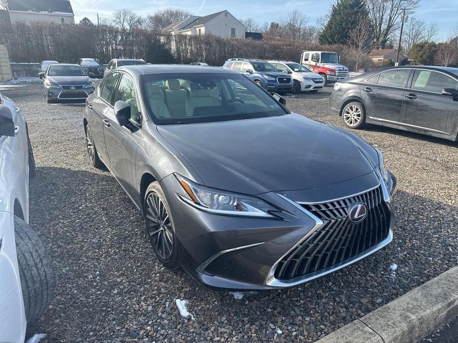 used 2022 Lexus ES 300h car, priced at $36,995