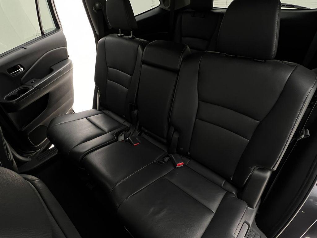 used 2021 Honda Pilot car, priced at $27,895