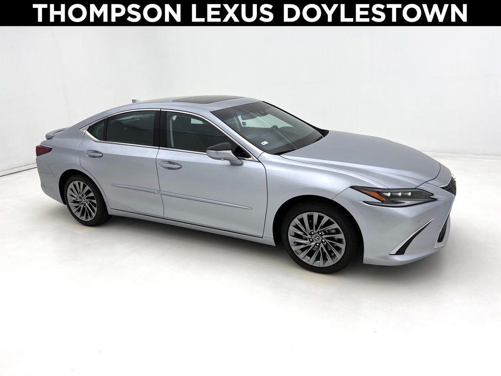 used 2024 Lexus ES 300h car, priced at $49,995