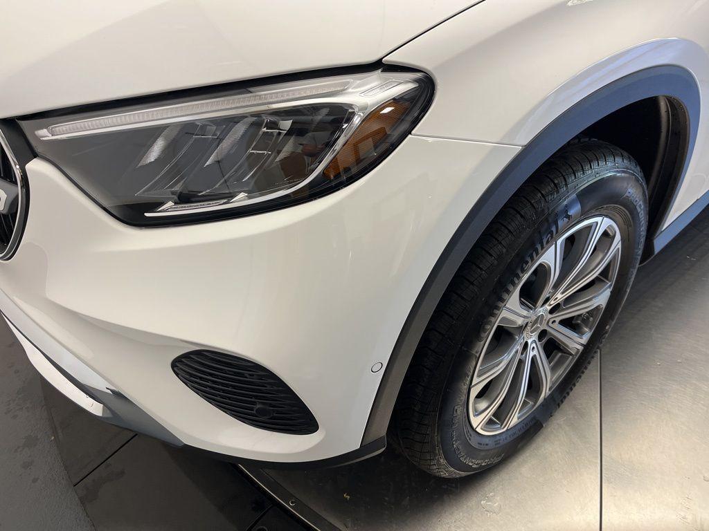new 2026 Mercedes-Benz GLC 300 car, priced at $54,335