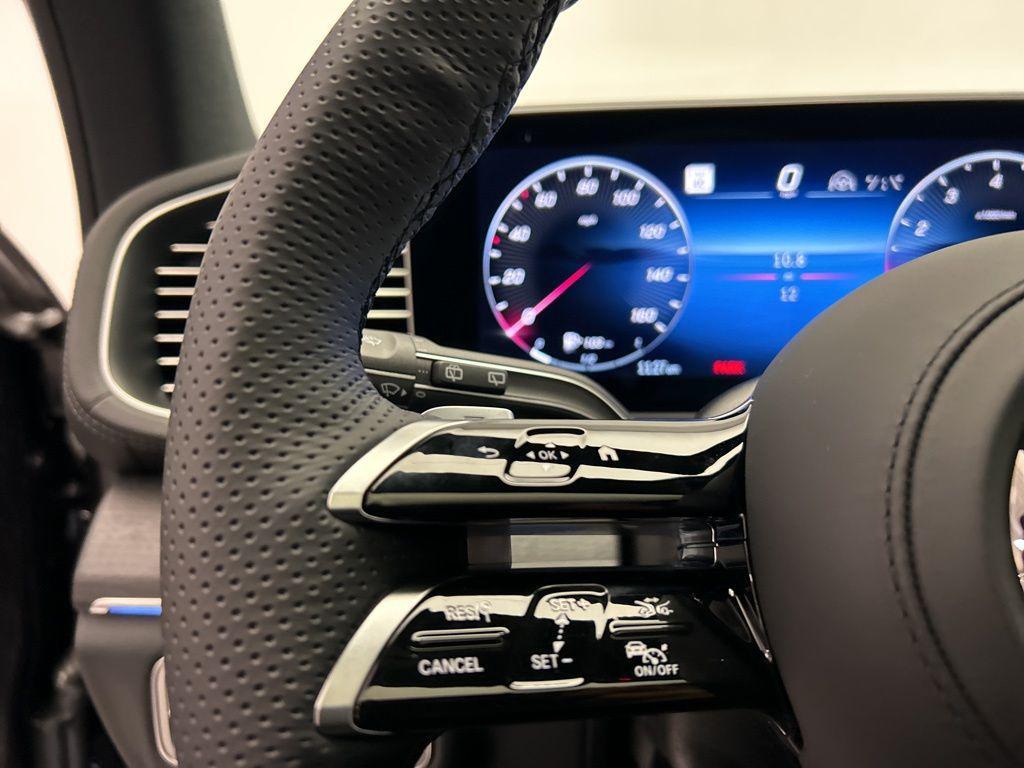 new 2026 Mercedes-Benz GLS 580 car, priced at $120,285