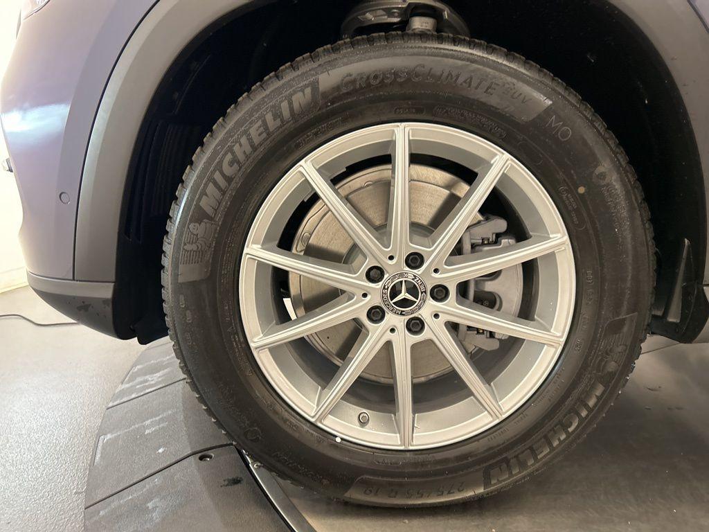new 2025 Mercedes-Benz GLE 350 car, priced at $69,685