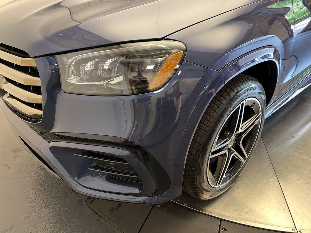 new 2026 Mercedes-Benz GLS 450 car, priced at $96,550