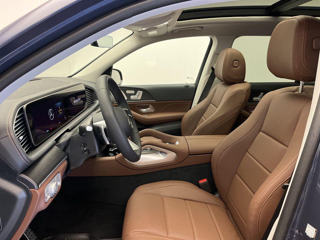 new 2026 Mercedes-Benz GLS 450 car, priced at $96,550