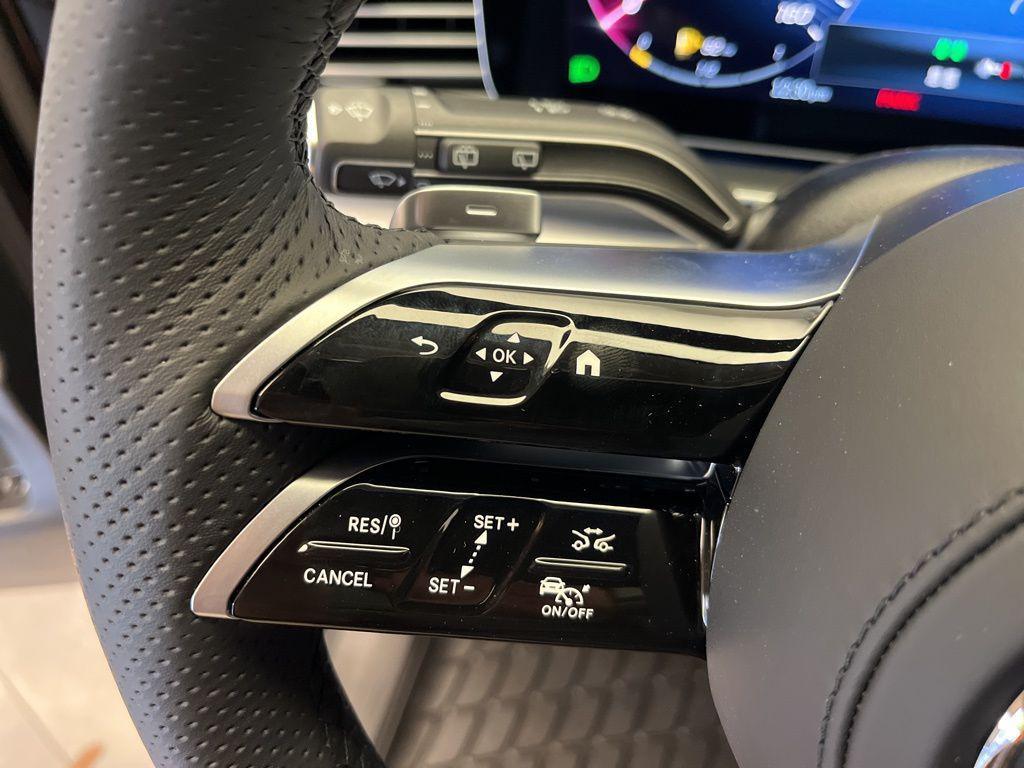 new 2026 Mercedes-Benz GLS 450 car, priced at $98,060