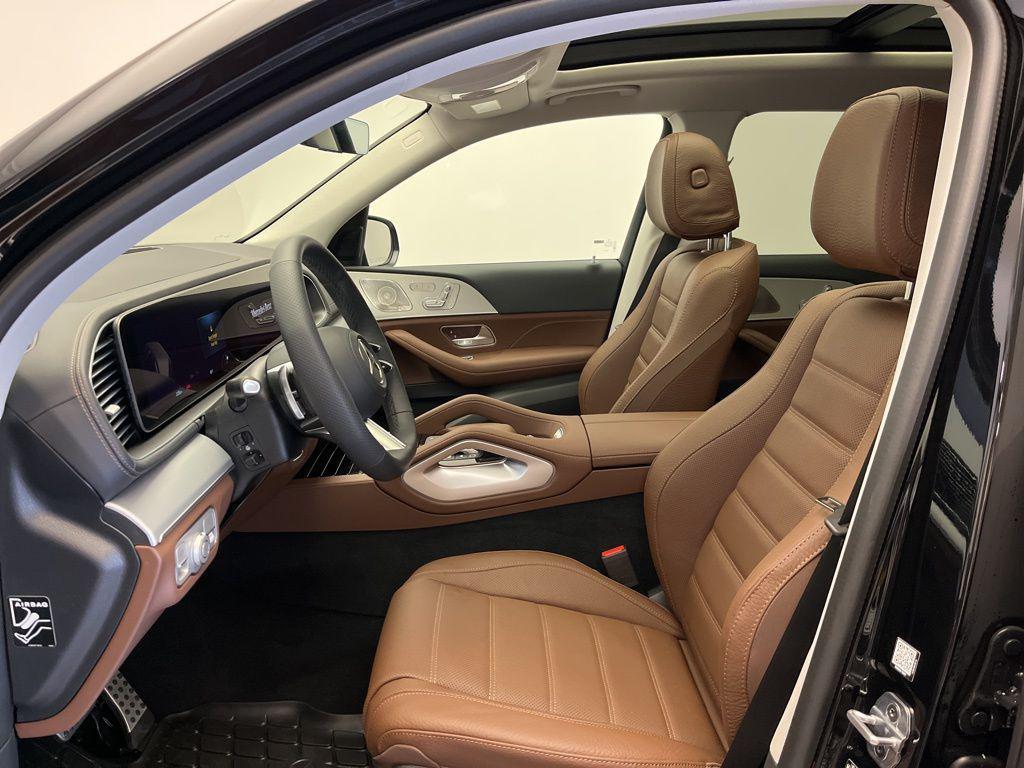 new 2026 Mercedes-Benz GLS 450 car, priced at $98,060