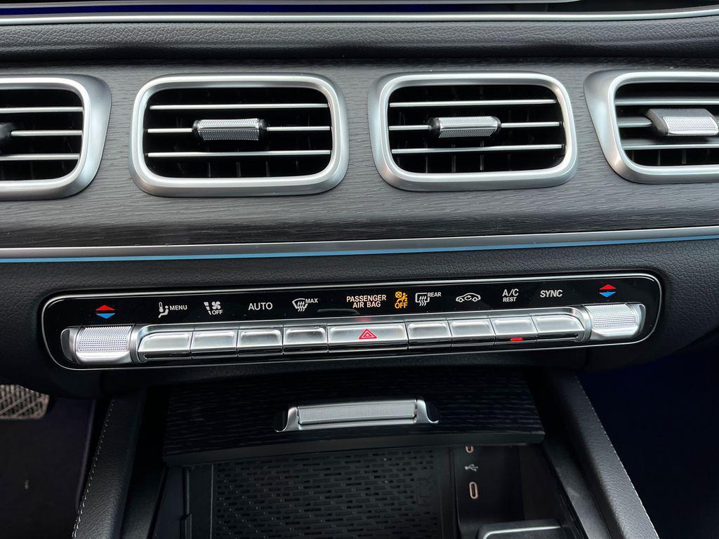 new 2025 Mercedes-Benz GLE 580 car, priced at $92,865