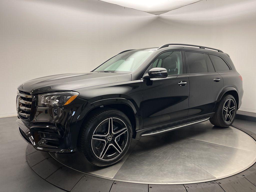 new 2026 Mercedes-Benz GLS 450 car, priced at $98,620