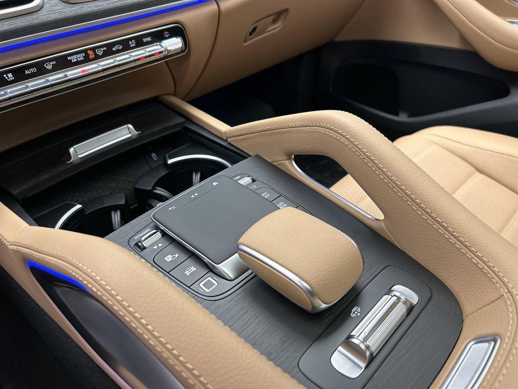 new 2026 Mercedes-Benz GLE 580 car, priced at $94,250