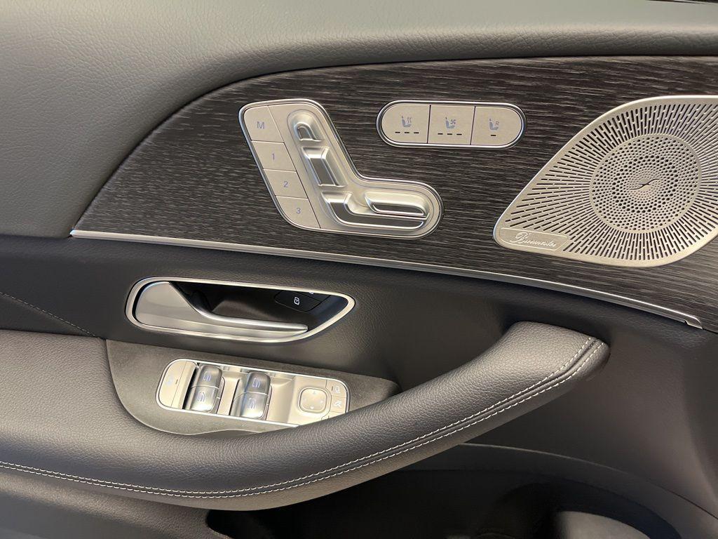 new 2026 Mercedes-Benz GLS 450 car, priced at $96,500