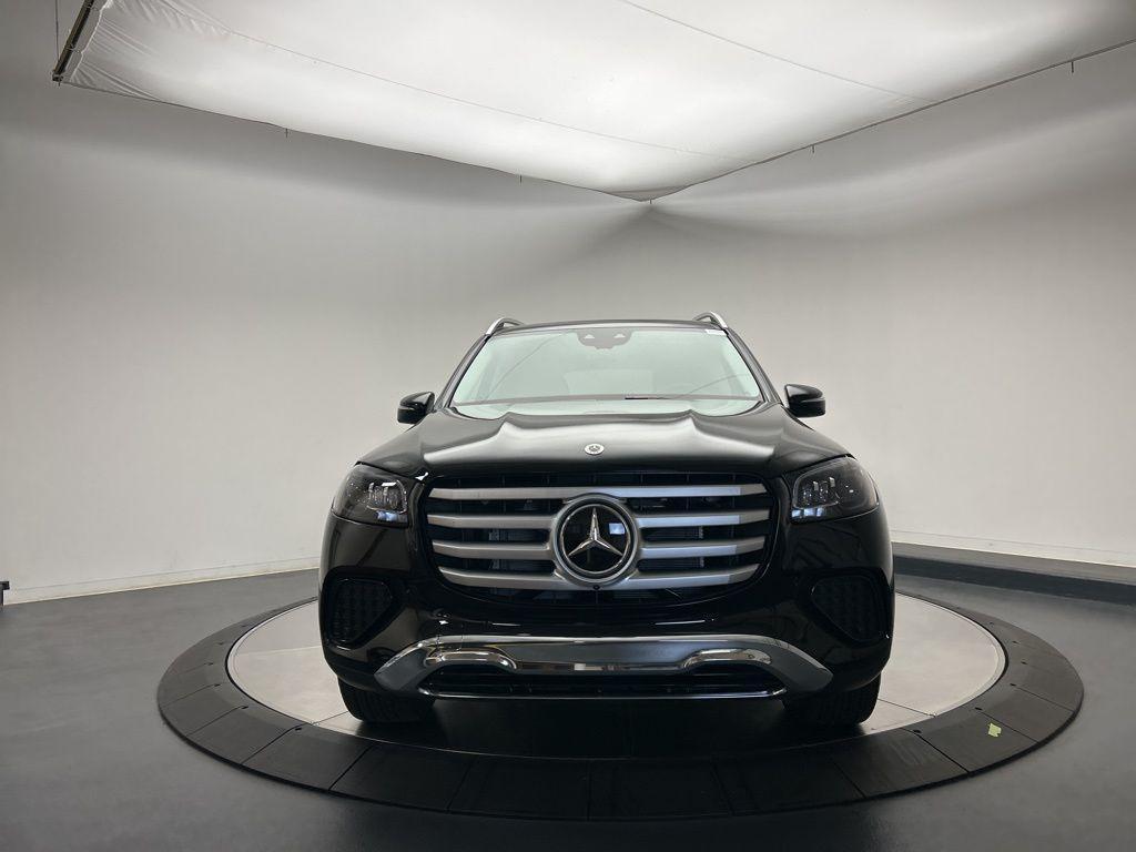 new 2026 Mercedes-Benz GLS 450 car, priced at $92,950