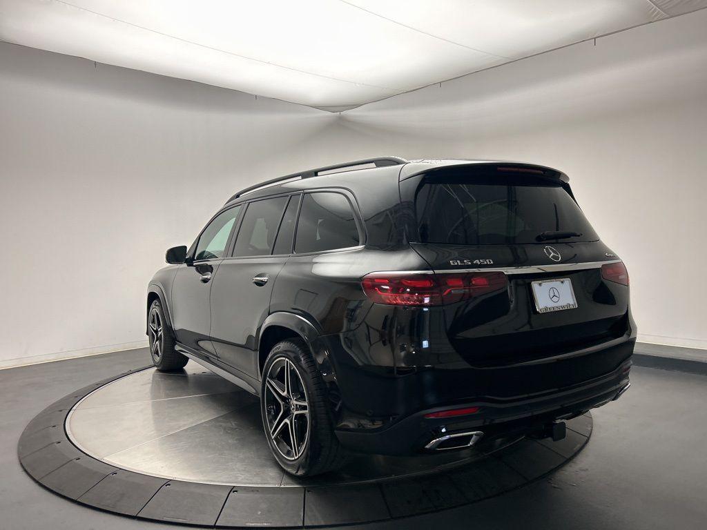 new 2026 Mercedes-Benz GLS 450 car, priced at $96,195