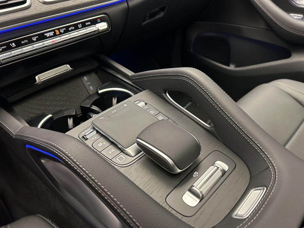new 2026 Mercedes-Benz GLS 450 car, priced at $96,195