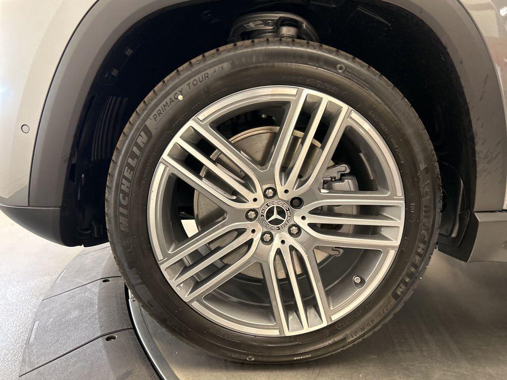 new 2026 Mercedes-Benz GLS 450 car, priced at $93,875