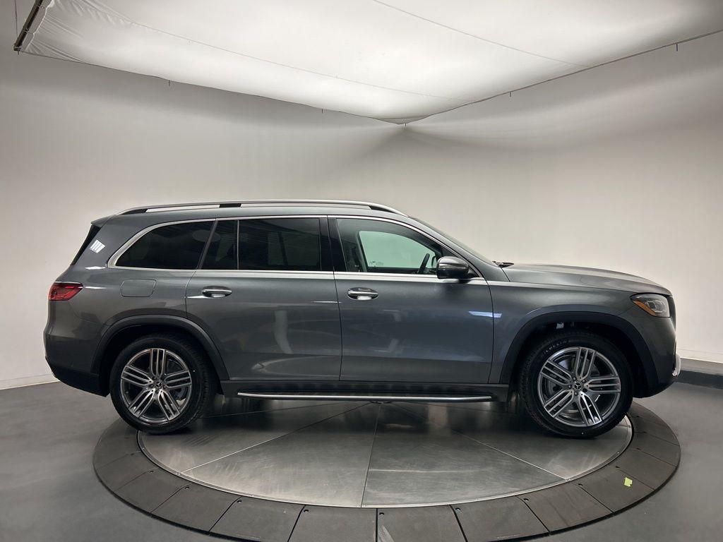new 2026 Mercedes-Benz GLS 450 car, priced at $93,875