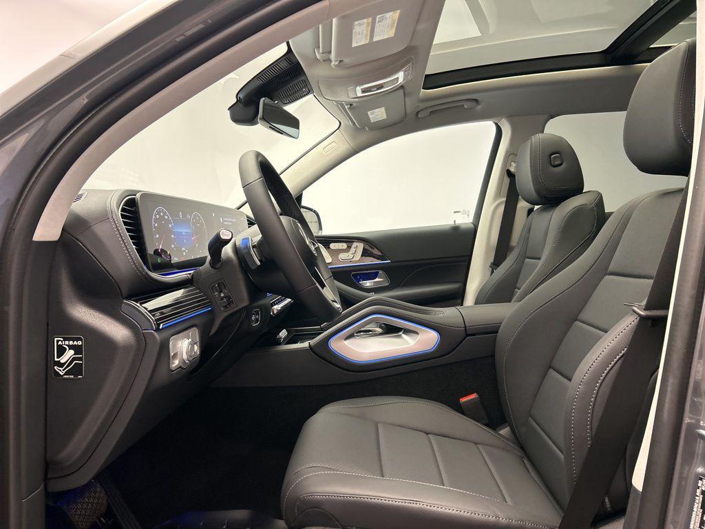 new 2026 Mercedes-Benz GLS 450 car, priced at $93,875