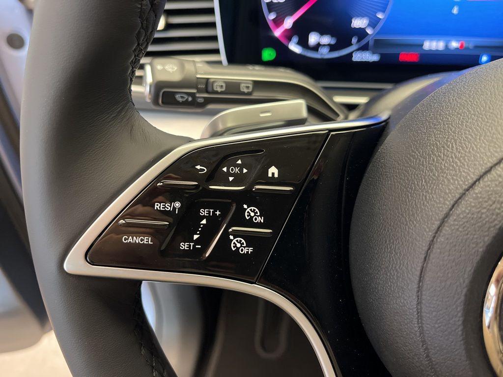 new 2025 Mercedes-Benz GLE 350 car, priced at $77,035