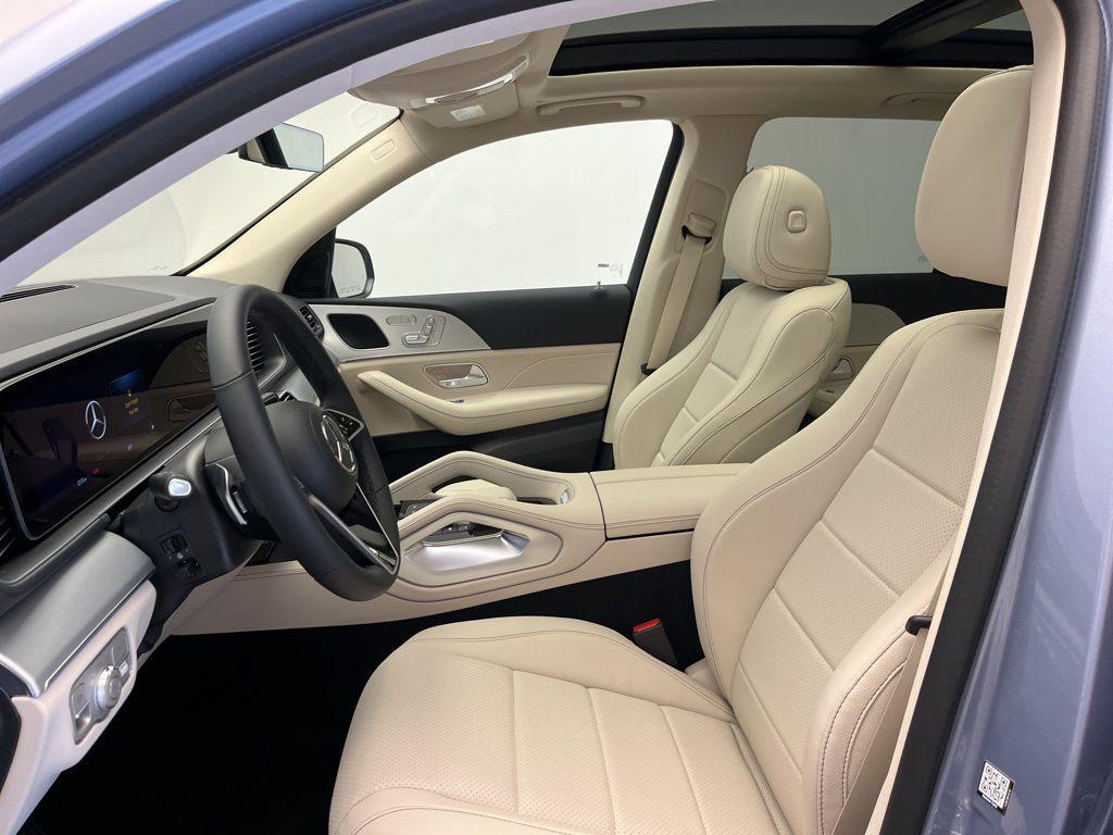 new 2025 Mercedes-Benz GLE 350 car, priced at $77,035