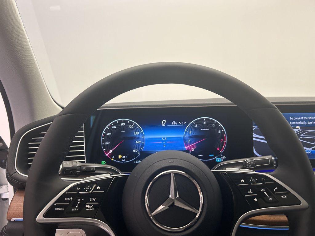 new 2026 Mercedes-Benz GLS 450 car, priced at $92,300