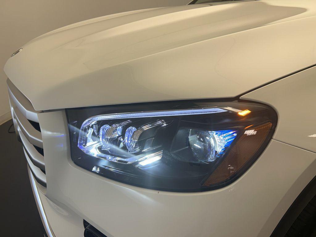 new 2026 Mercedes-Benz GLS 450 car, priced at $92,300