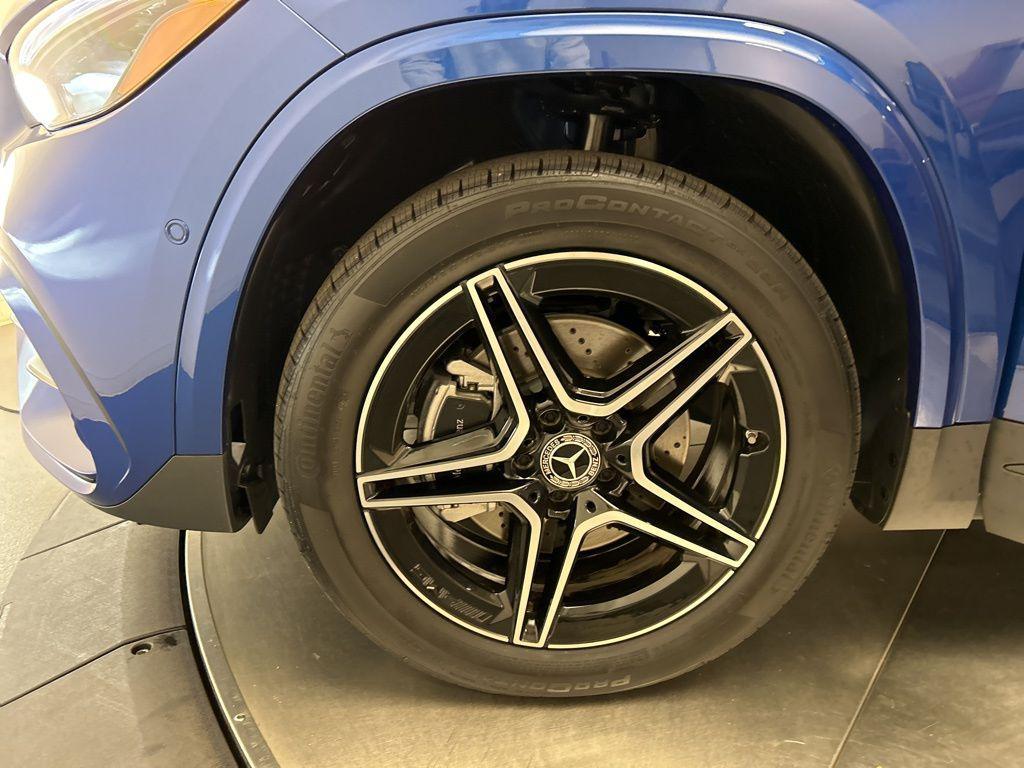 new 2025 Mercedes-Benz GLA 250 car, priced at $53,850