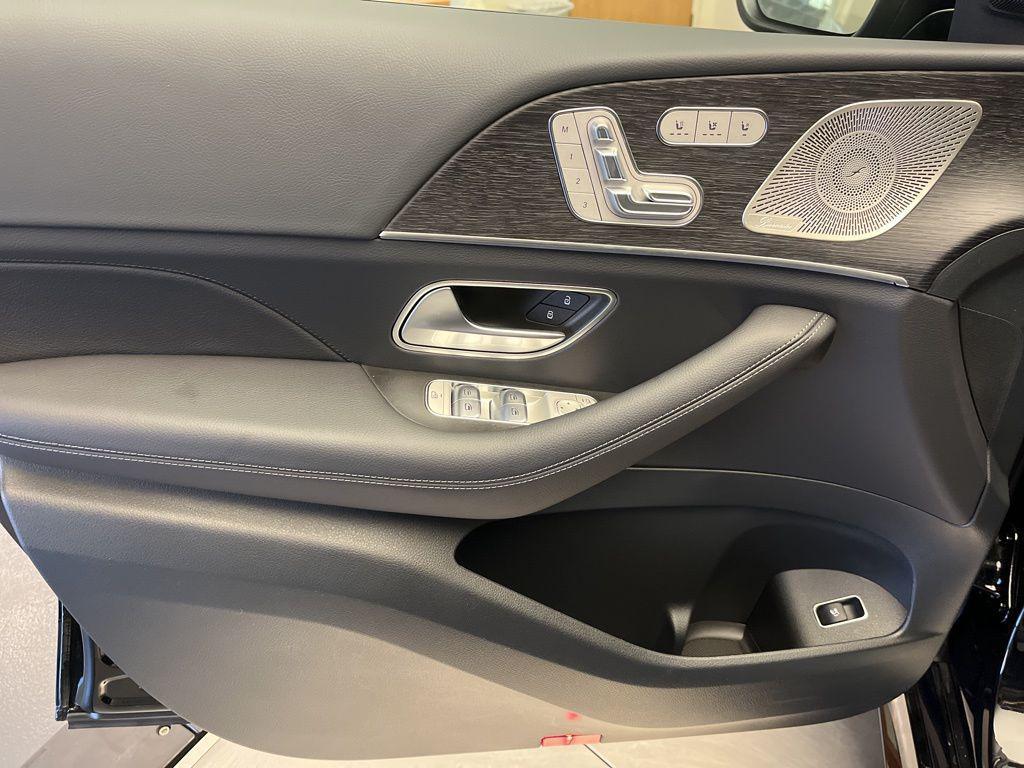 new 2026 Mercedes-Benz GLE 350 car, priced at $76,500