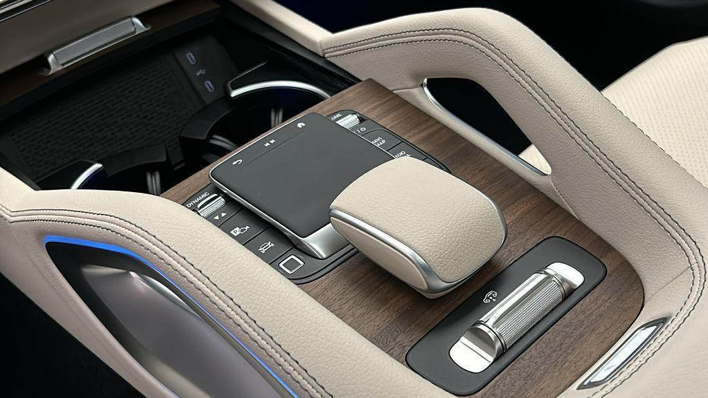 new 2025 Mercedes-Benz GLS 450 car, priced at $91,775