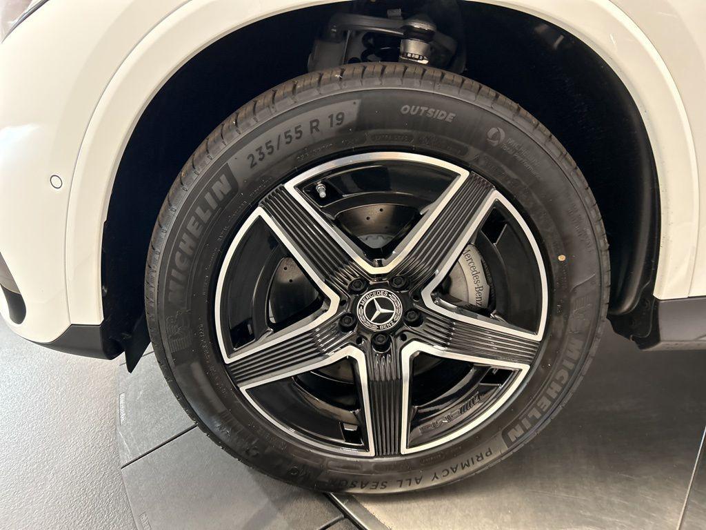 new 2026 Mercedes-Benz GLC 300 car, priced at $58,235