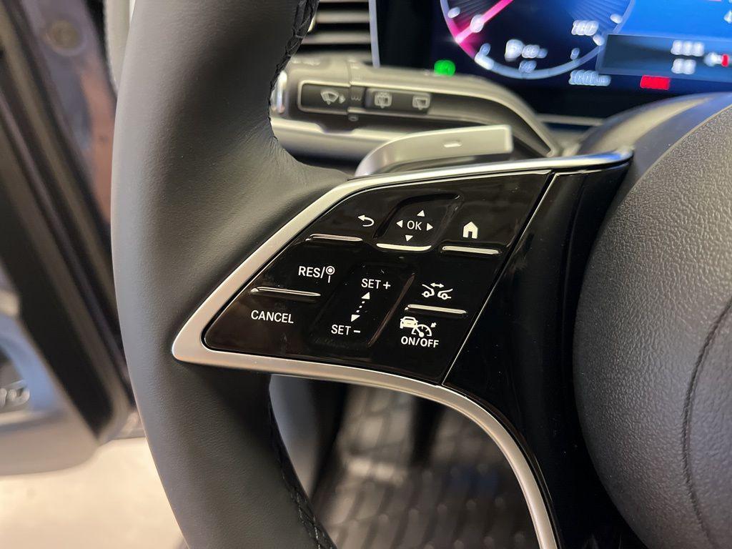 new 2026 Mercedes-Benz GLS 450 car, priced at $92,950