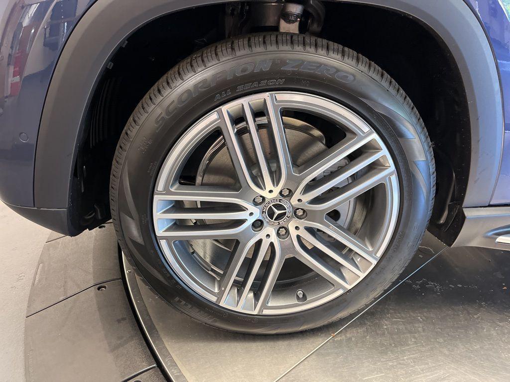 new 2026 Mercedes-Benz GLS 450 car, priced at $92,950