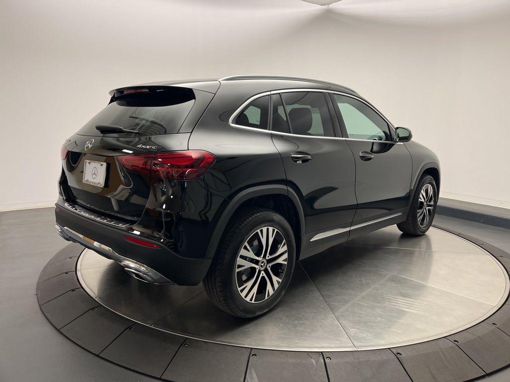 new 2026 Mercedes-Benz GLA 250 car, priced at $45,250