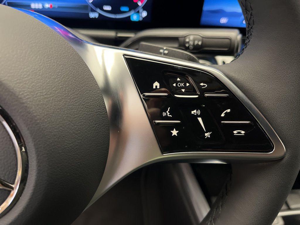 new 2026 Mercedes-Benz GLA 250 car, priced at $45,250