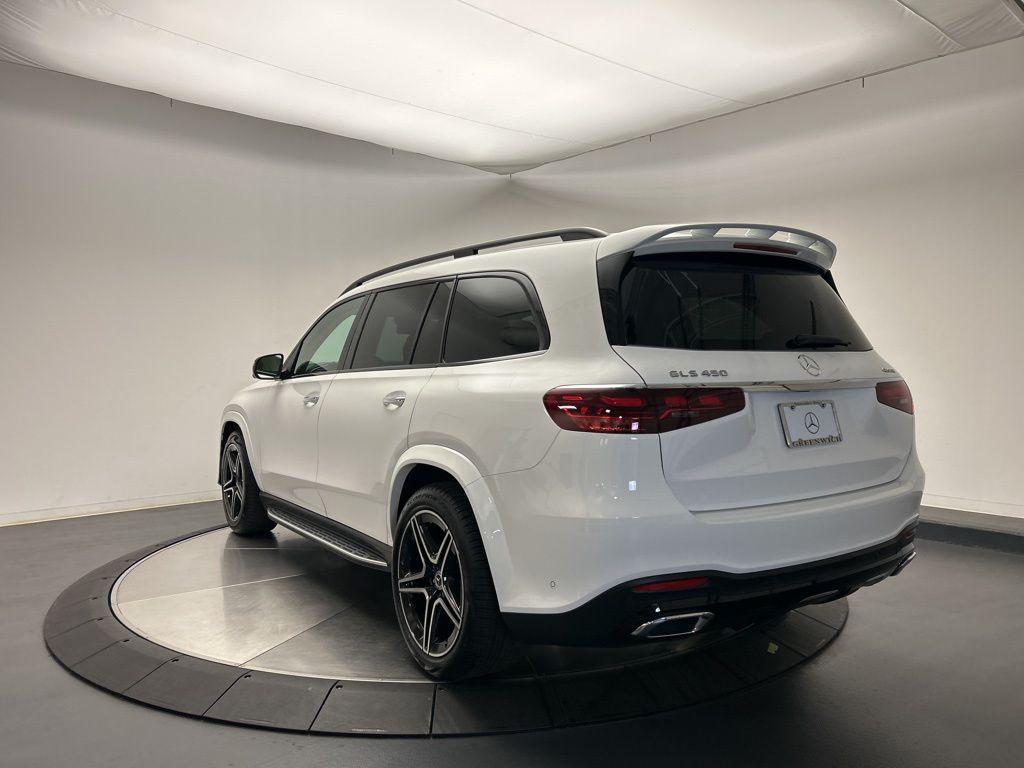 new 2026 Mercedes-Benz GLS 450 car, priced at $101,155