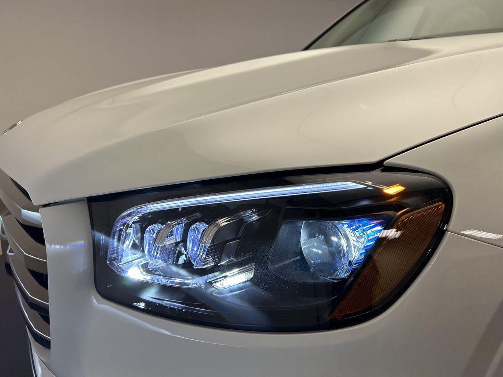 new 2026 Mercedes-Benz GLS 450 car, priced at $101,155