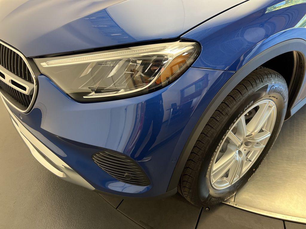 new 2026 Mercedes-Benz GLC 300 car, priced at $55,335