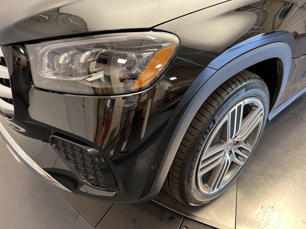 new 2026 Mercedes-Benz GLS 450 car, priced at $91,945