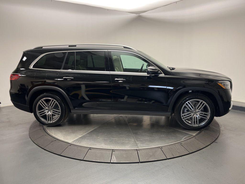 new 2026 Mercedes-Benz GLS 450 car, priced at $91,945