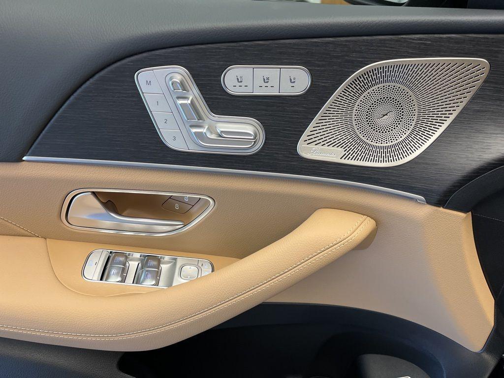 new 2026 Mercedes-Benz GLS 450 car, priced at $97,215