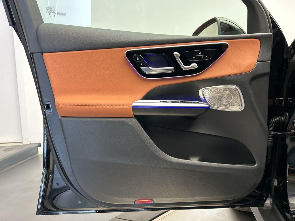 new 2025 Mercedes-Benz GLC 350e car, priced at $64,815