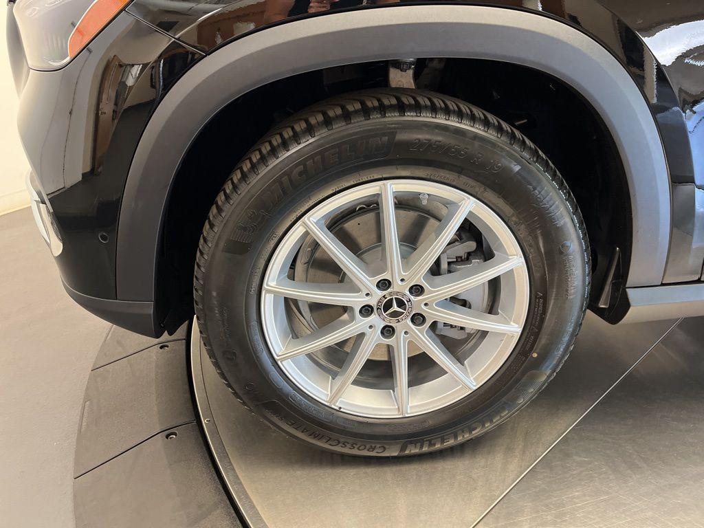 new 2026 Mercedes-Benz GLE 350 car, priced at $68,000
