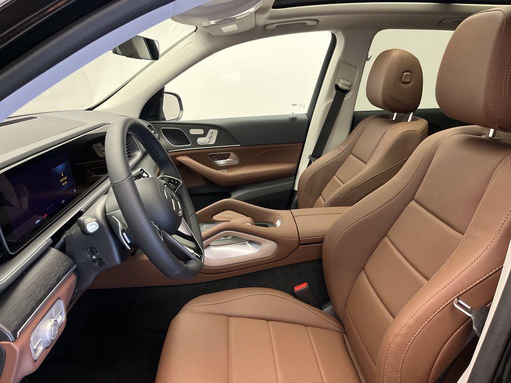 new 2026 Mercedes-Benz GLE 350 car, priced at $68,000