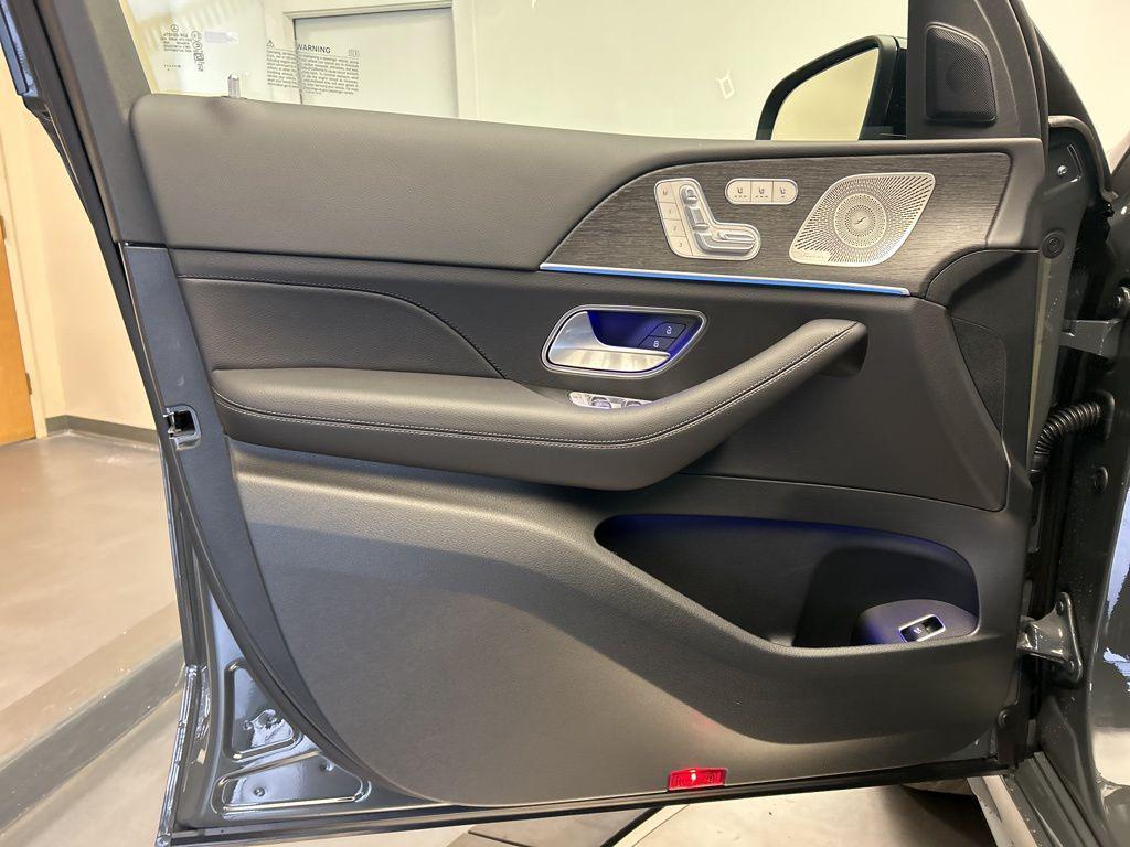 new 2026 Mercedes-Benz GLE 350 car, priced at $72,600