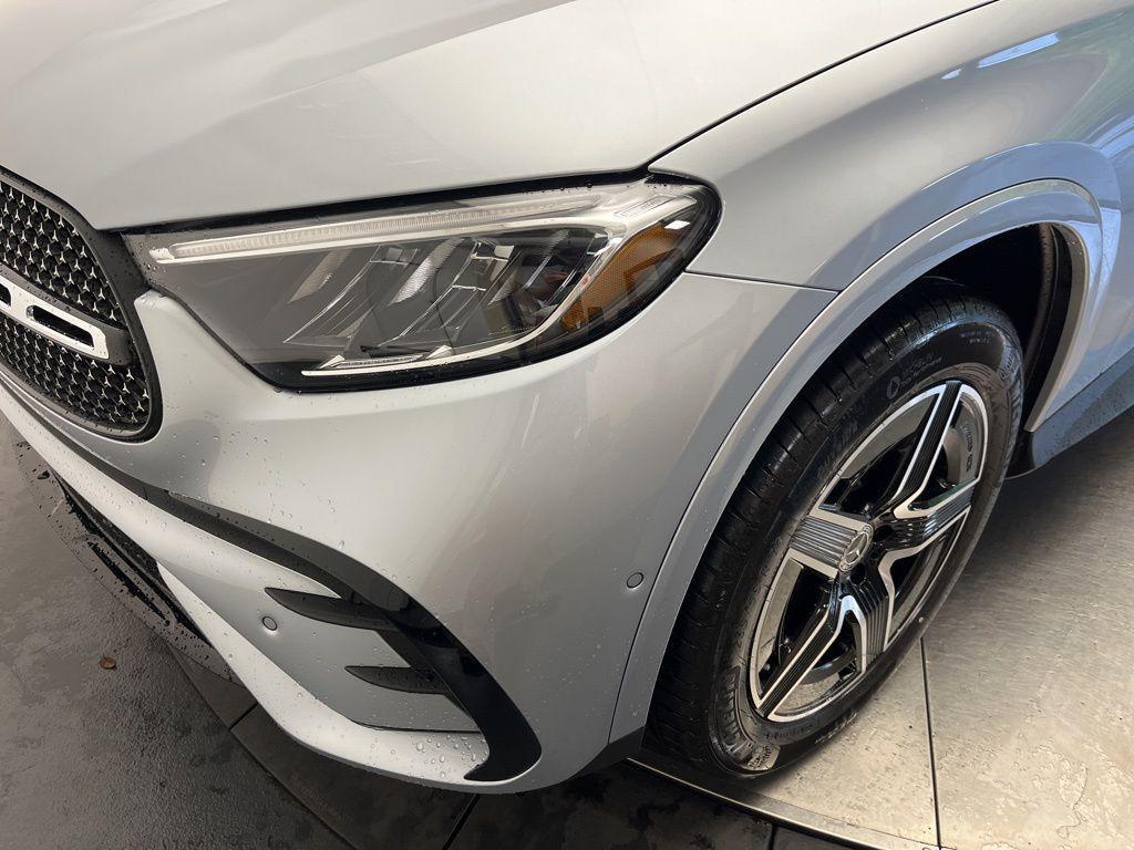 new 2026 Mercedes-Benz GLC 300 car, priced at $57,485