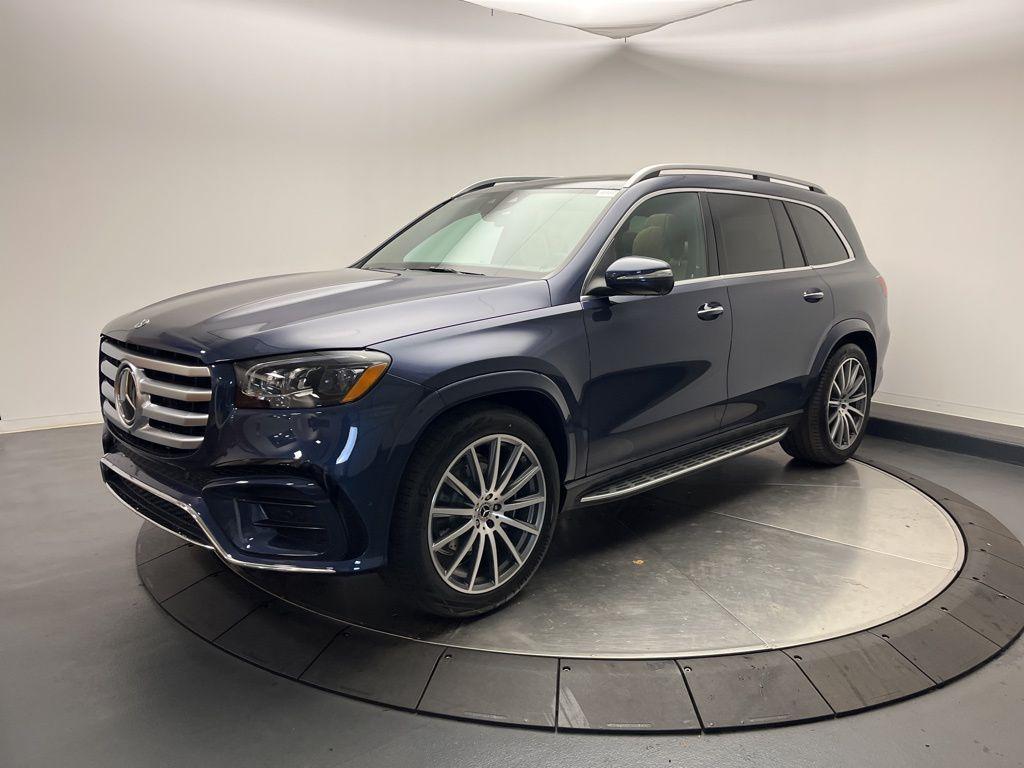 new 2026 Mercedes-Benz GLS 580 car, priced at $121,420