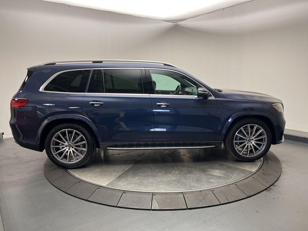 new 2026 Mercedes-Benz GLS 580 car, priced at $121,420