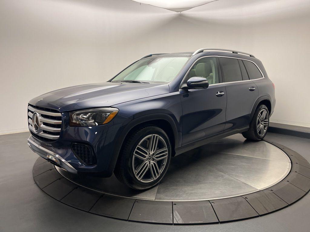 new 2026 Mercedes-Benz GLS 450 car, priced at $91,945